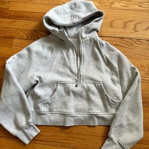 Lululemon  Light Gray Scuba Hoodie Size XSM/SM